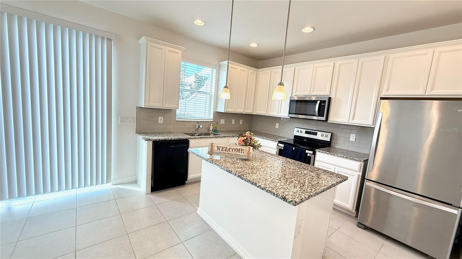 SAWGRASS LNDGS - Residential