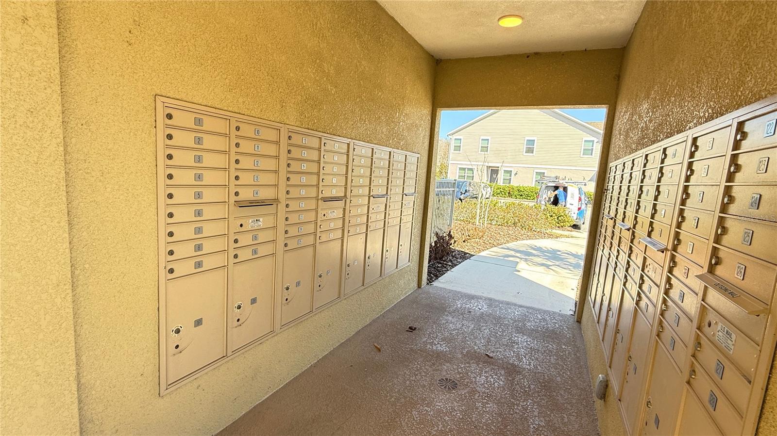 SAWGRASS LNDGS - Residential