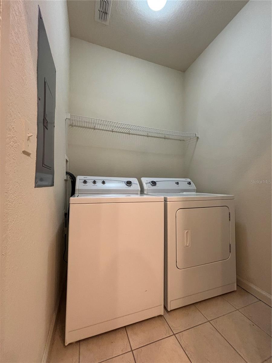 FLORA RIDGE CONDO PH 8 BLDG 11 - Residential Lease