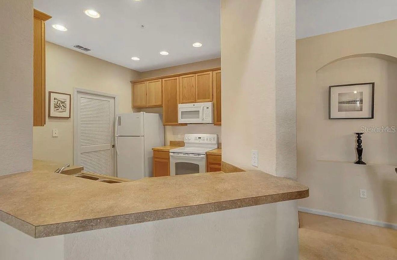 FLORA RIDGE CONDO PH 8 BLDG 11 - Residential Lease