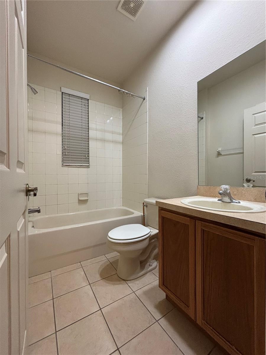 FLORA RIDGE CONDO PH 8 BLDG 11 - Residential Lease