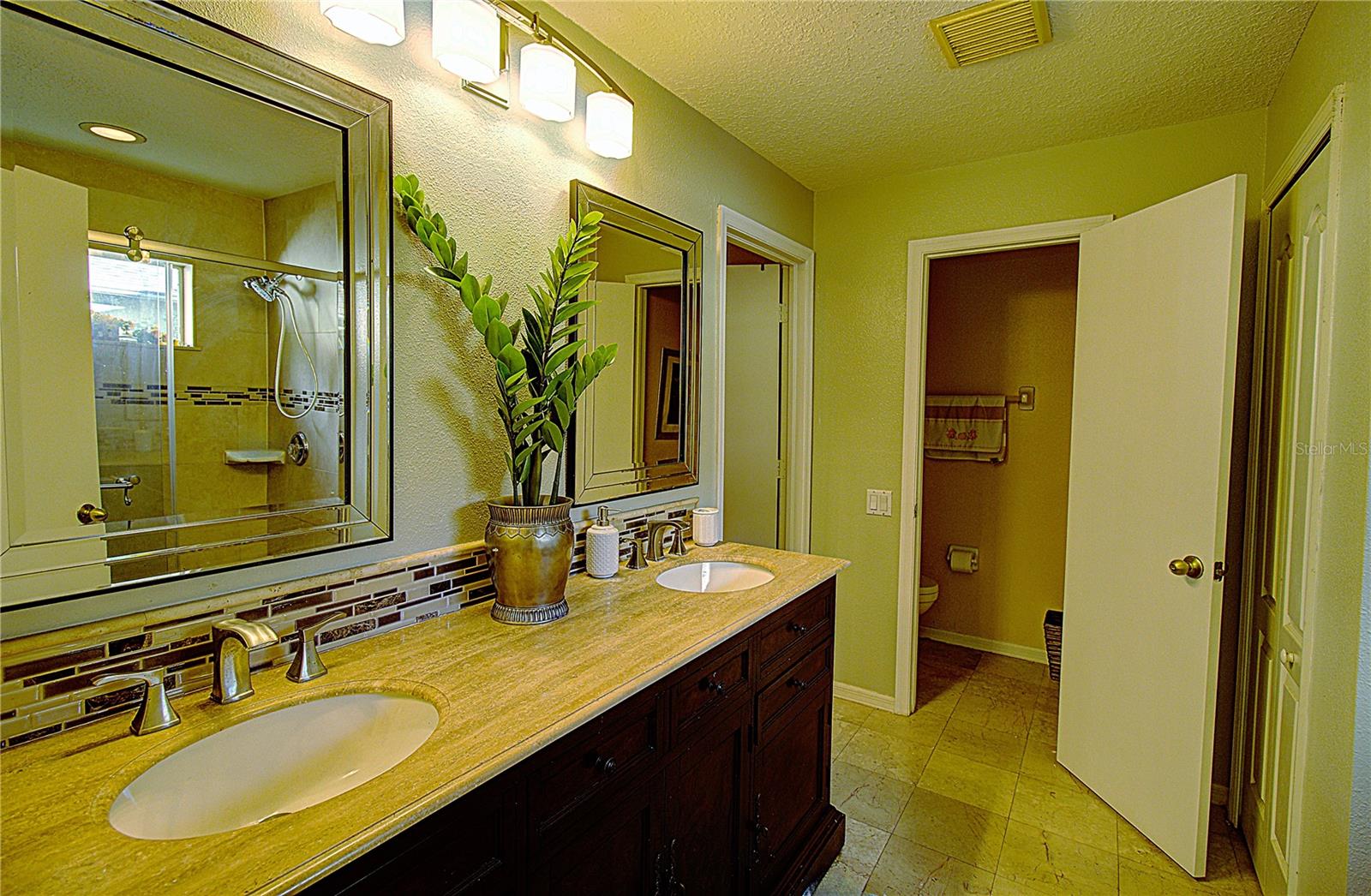 MEADOW POINTE PRCL 18 UNIT 01 & 03 - Residential