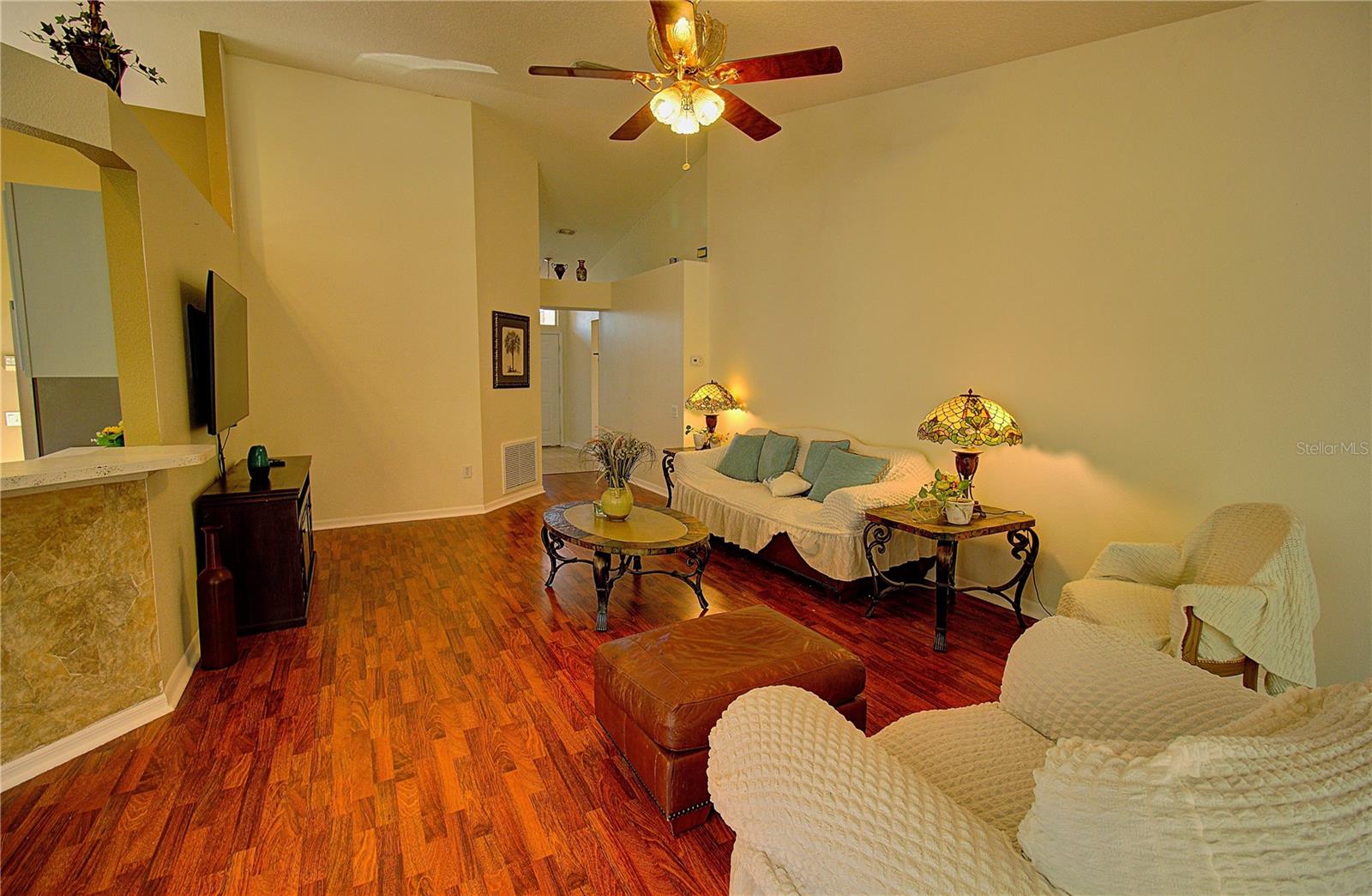 MEADOW POINTE PRCL 18 UNIT 01 & 03 - Residential