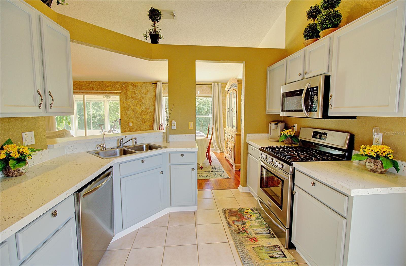 MEADOW POINTE PRCL 18 UNIT 01 & 03 - Residential