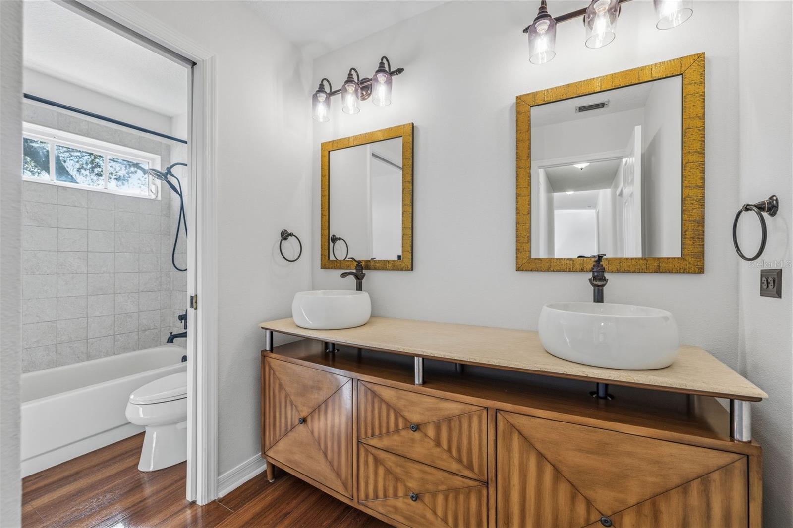 HUNTER'S GREEN - Residential