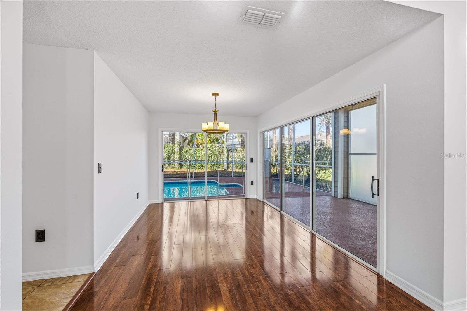 HUNTER'S GREEN - Residential