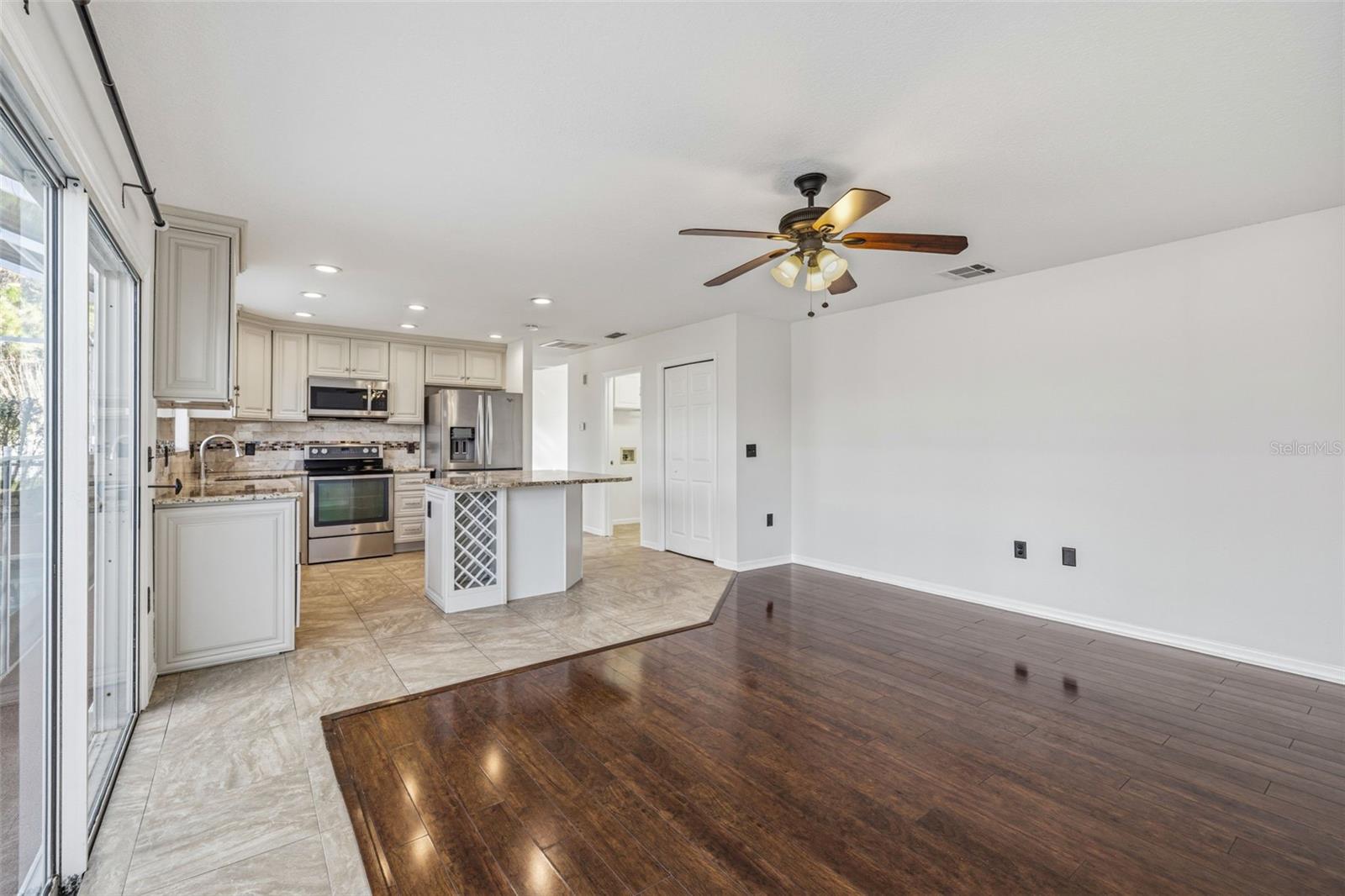 HUNTER'S GREEN - Residential