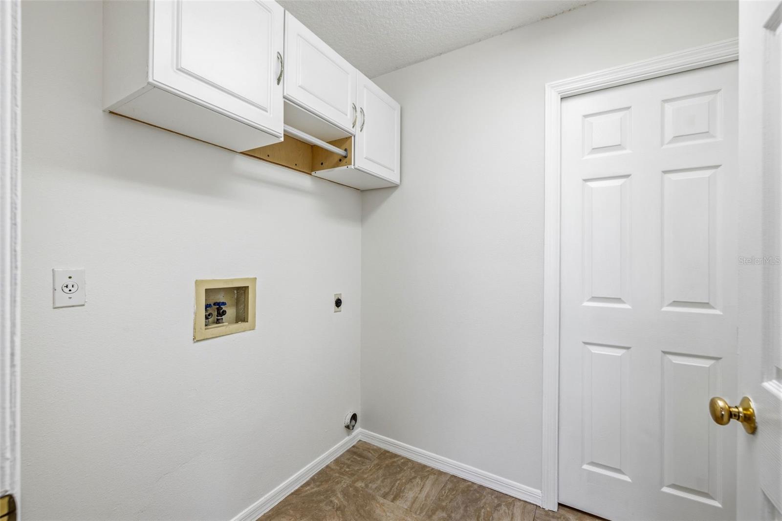 HUNTER'S GREEN - Residential