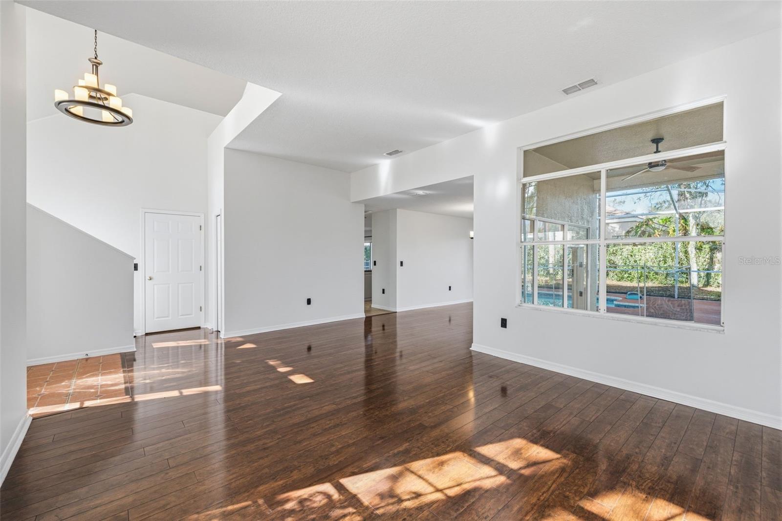 HUNTER'S GREEN - Residential