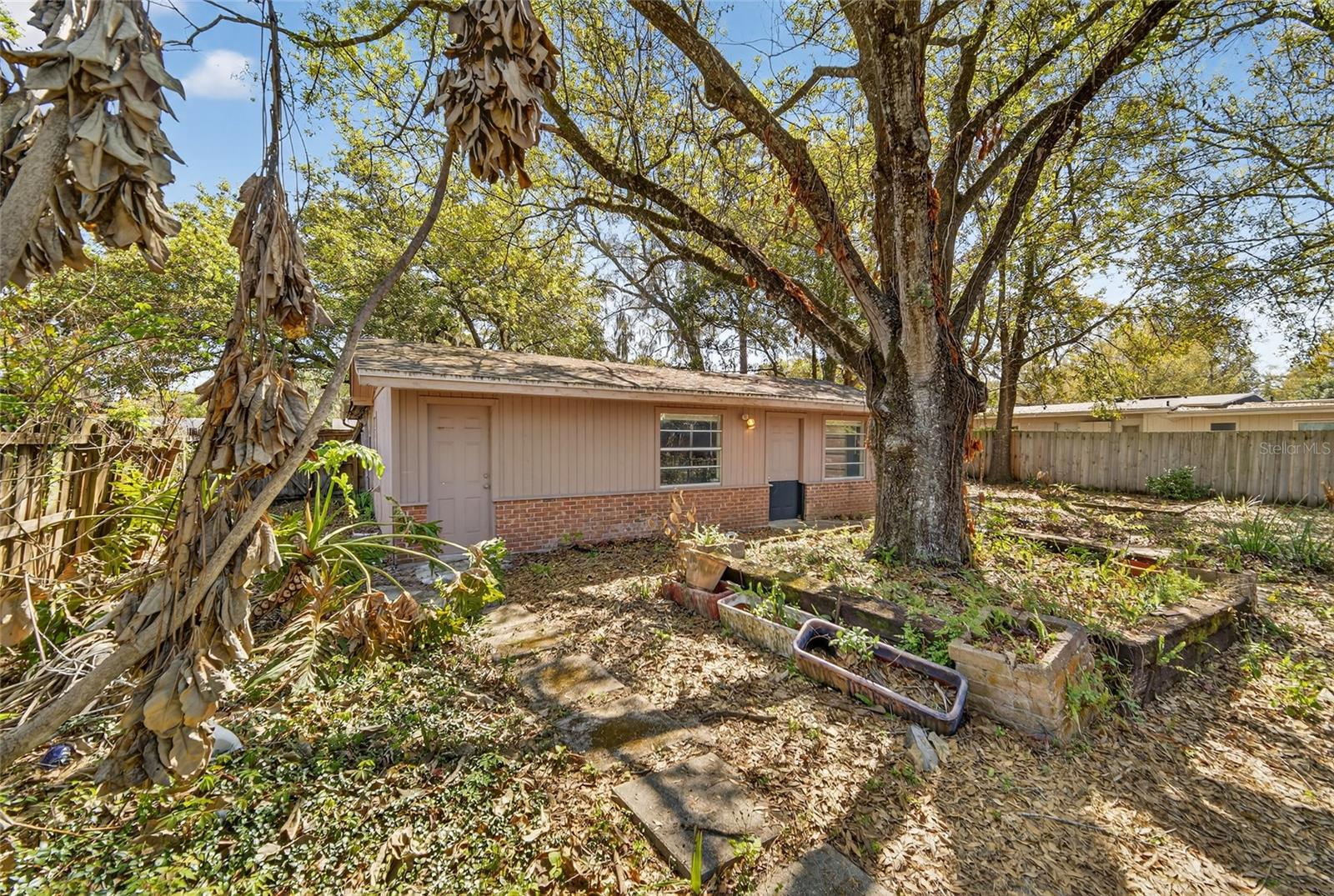 WALKERS ADD TO ALTAMONTE SPGS 2 - Residential