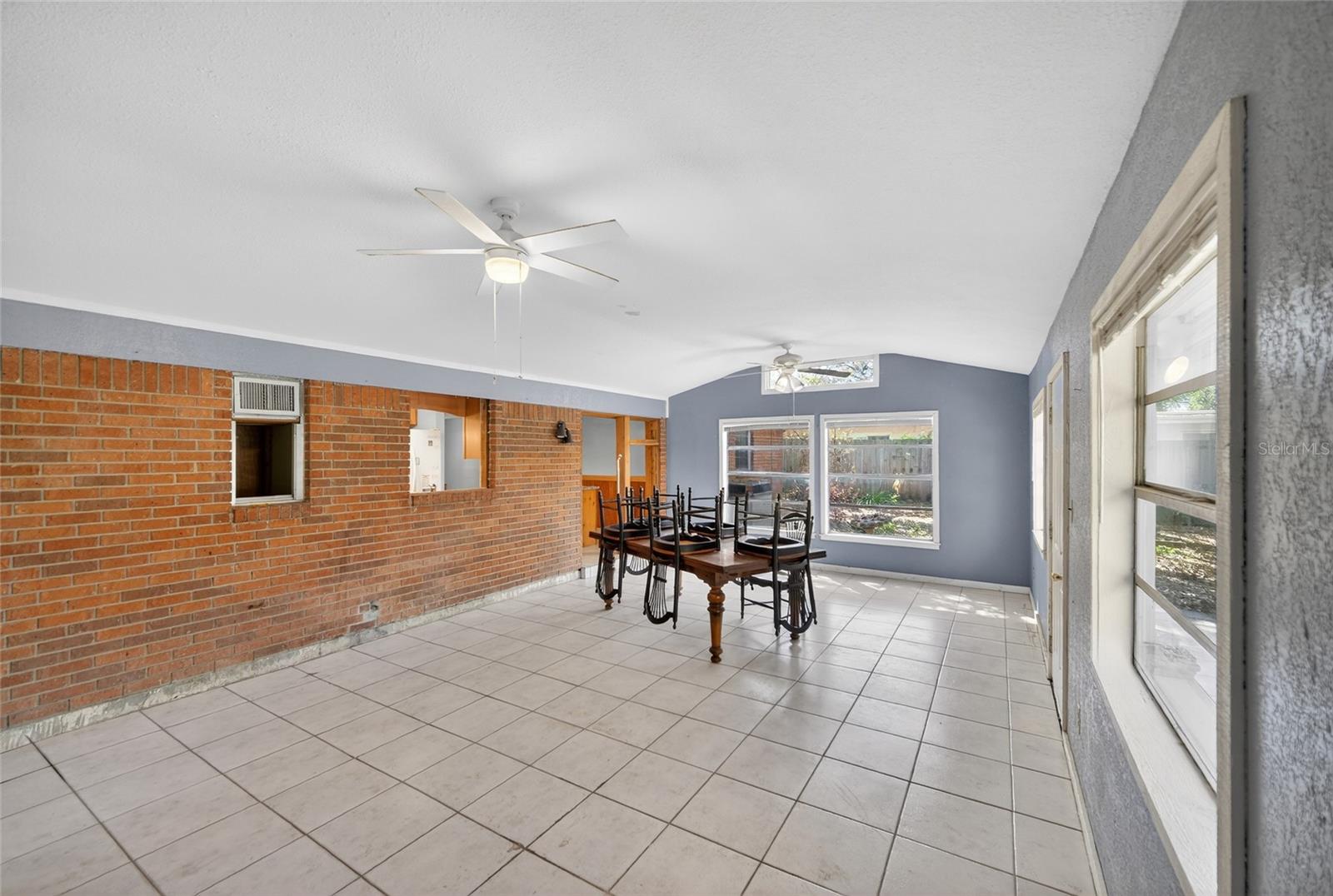 WALKERS ADD TO ALTAMONTE SPGS 2 - Residential