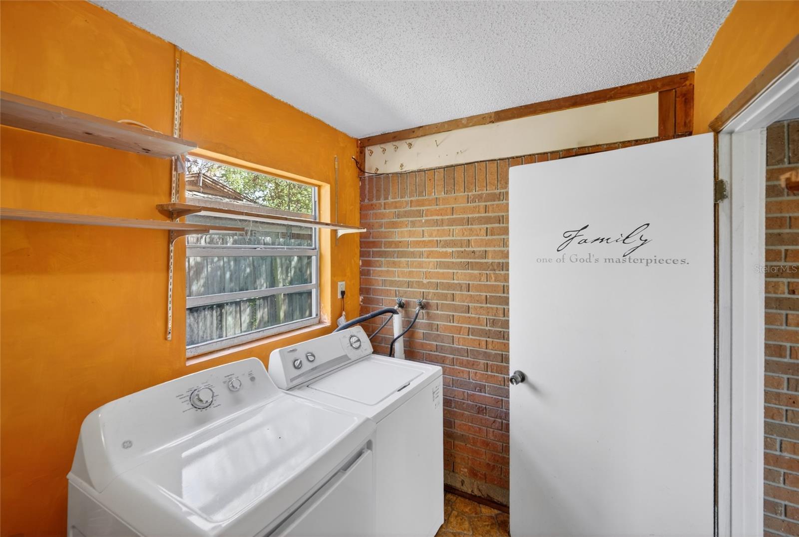 WALKERS ADD TO ALTAMONTE SPGS 2 - Residential