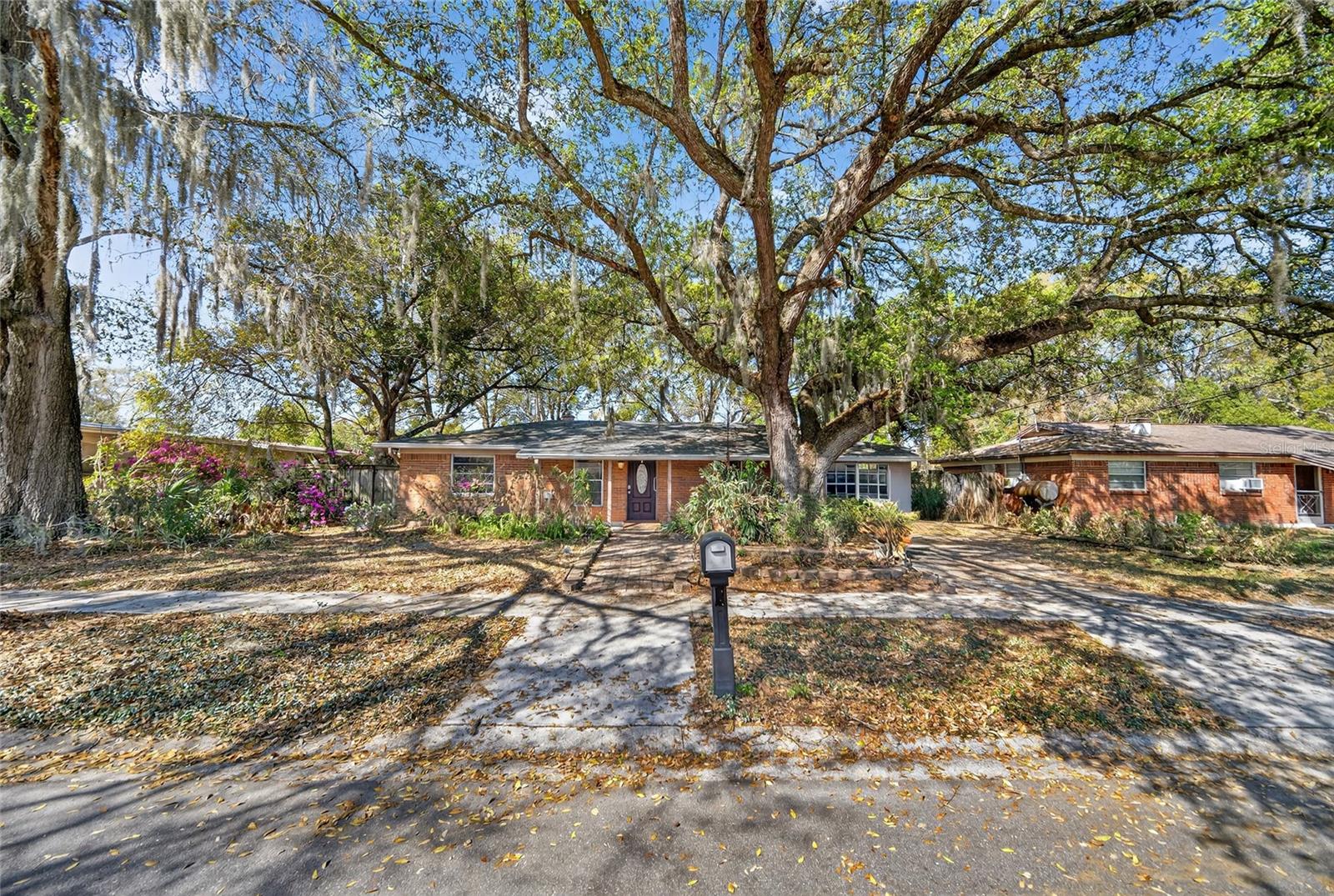 WALKERS ADD TO ALTAMONTE SPGS 2 - Residential