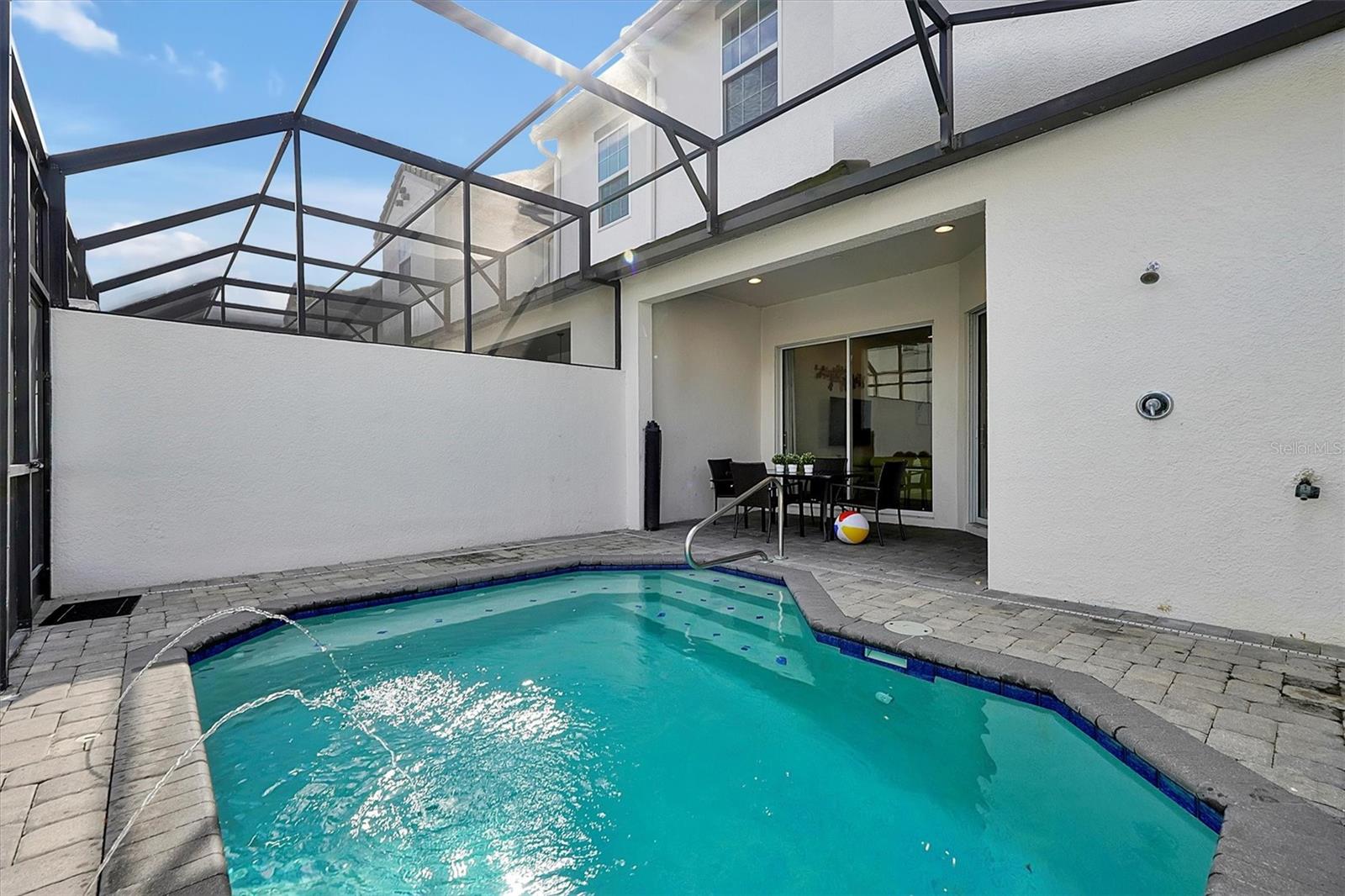 FESTIVAL PH 1 - Residential