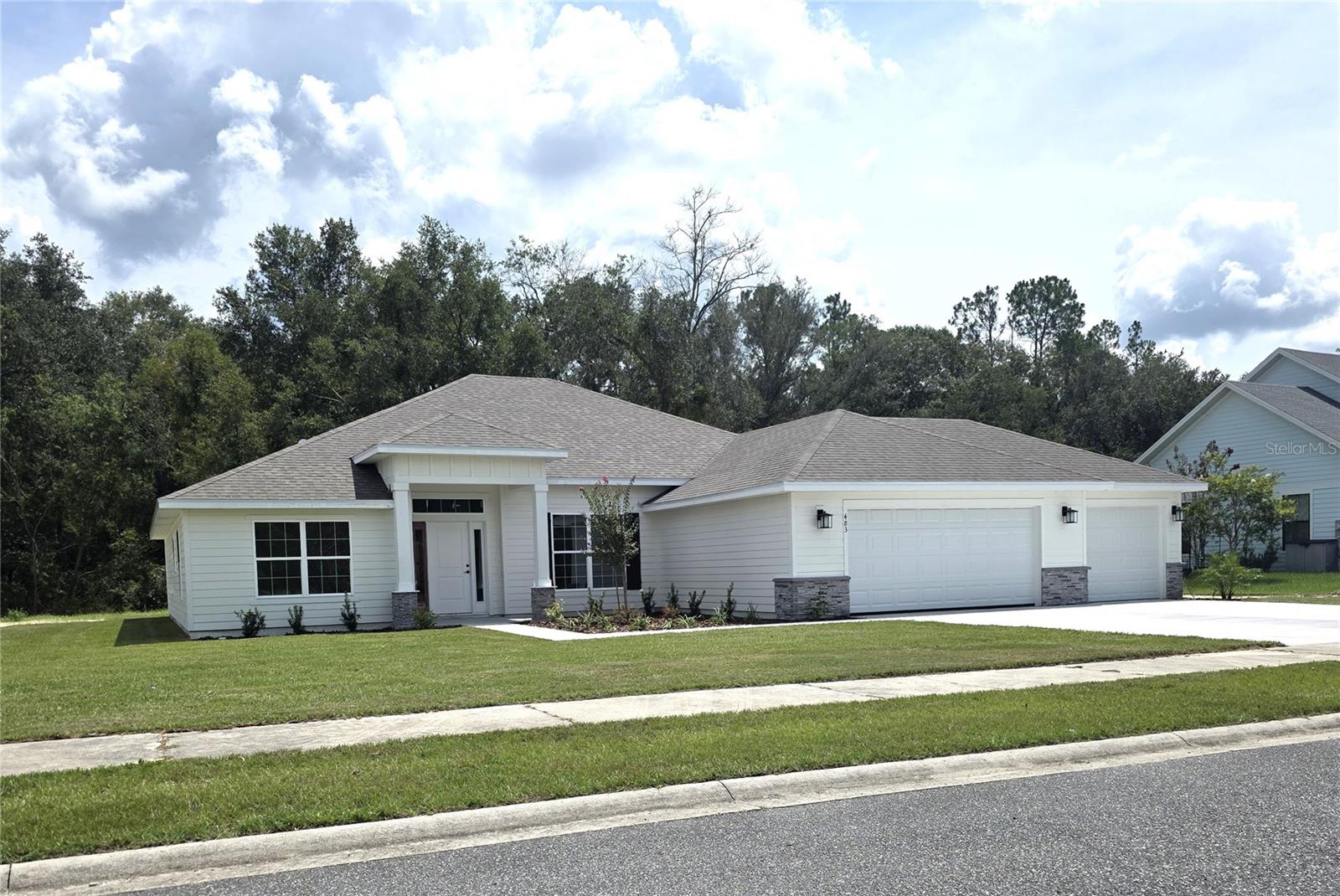 483 SW BELLFLOWER DRIVE
