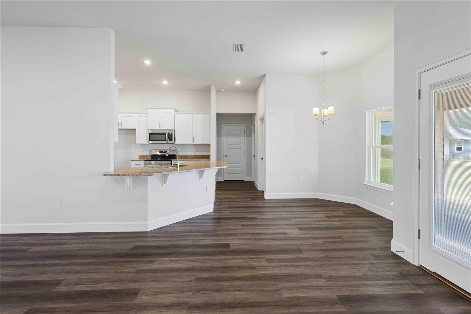 PRESERVE/LAUREL LAKE - Residential