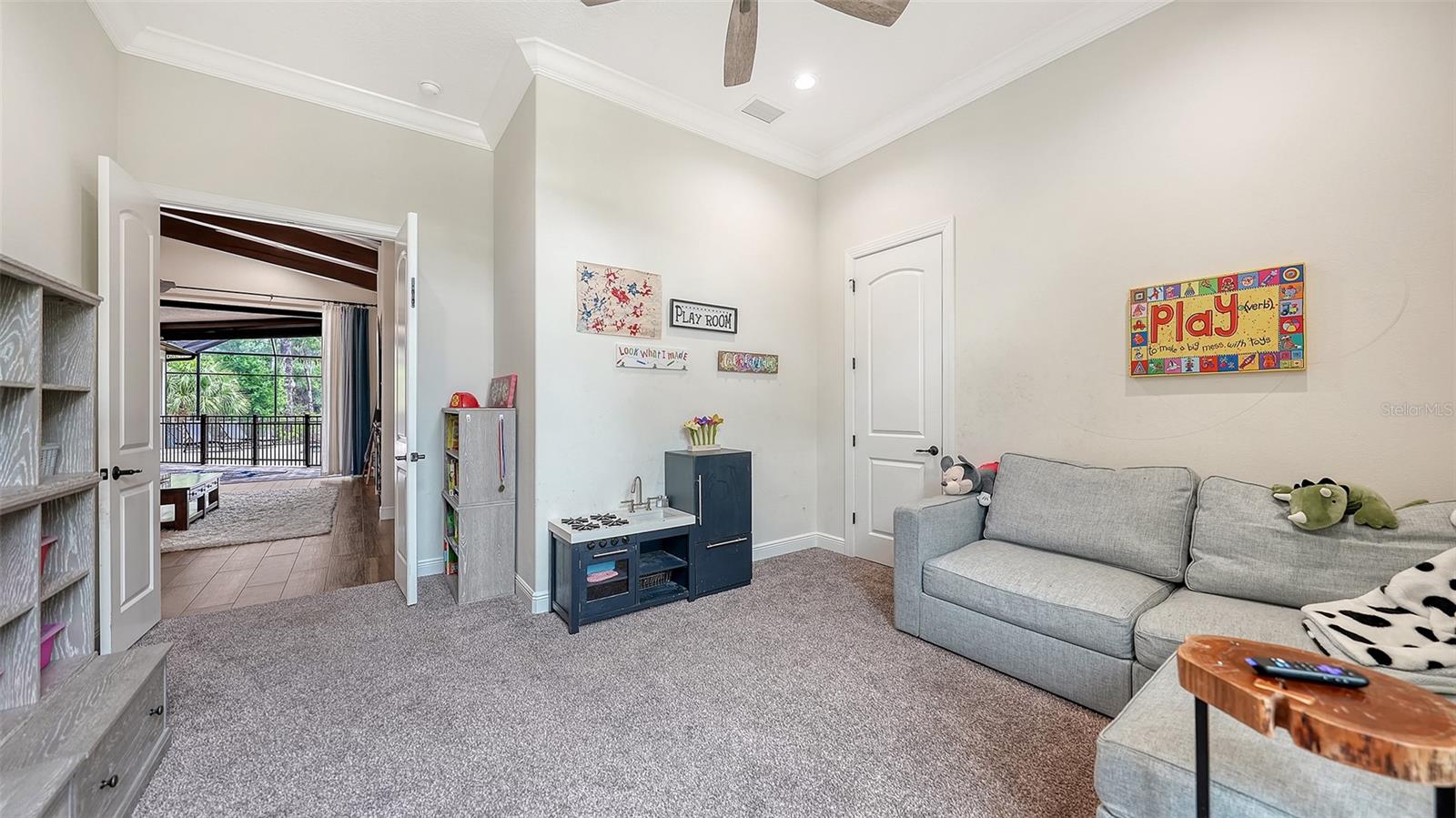 FOREST AT THE HI HAT RANCH - Residential