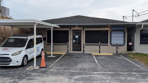 Photo of 142 S Moon Avenue, Brandon, FL 33511 (MLS # TB8480275)