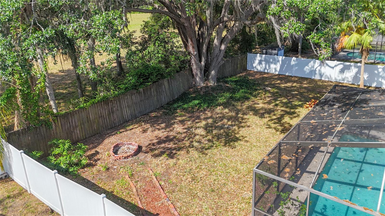 BLOOMINGDALE OAKS - Residential