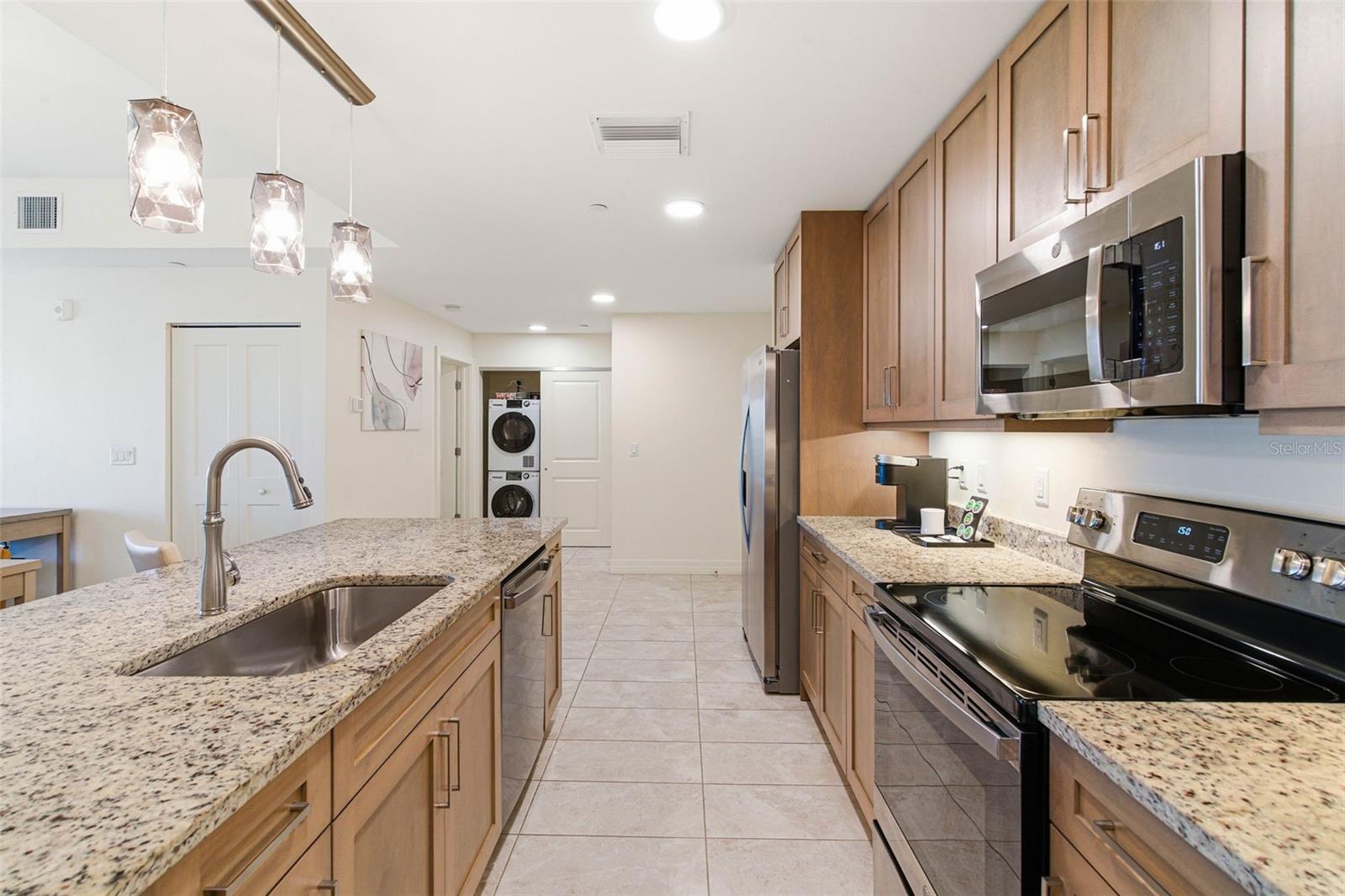 AVALON CLUB RESORT CONDO - Residential