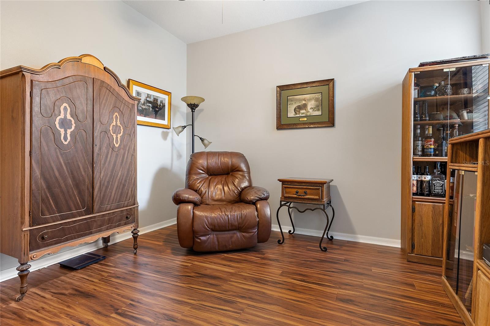 GROVES PH 03 CLUB VILLAS - Residential