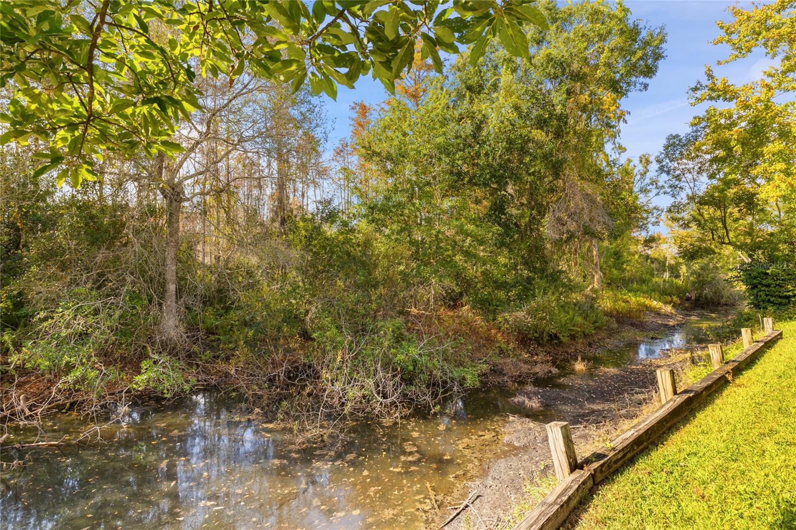 GROVES PH 03 CLUB VILLAS - Residential