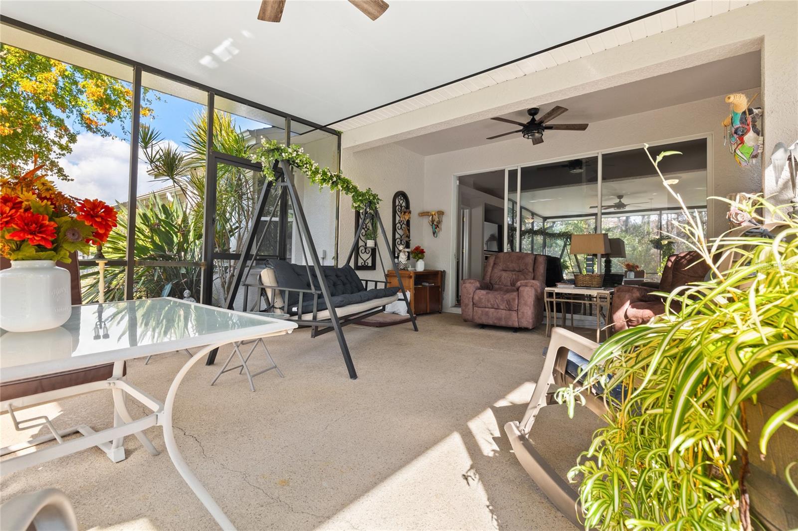 GROVES PH 03 CLUB VILLAS - Residential