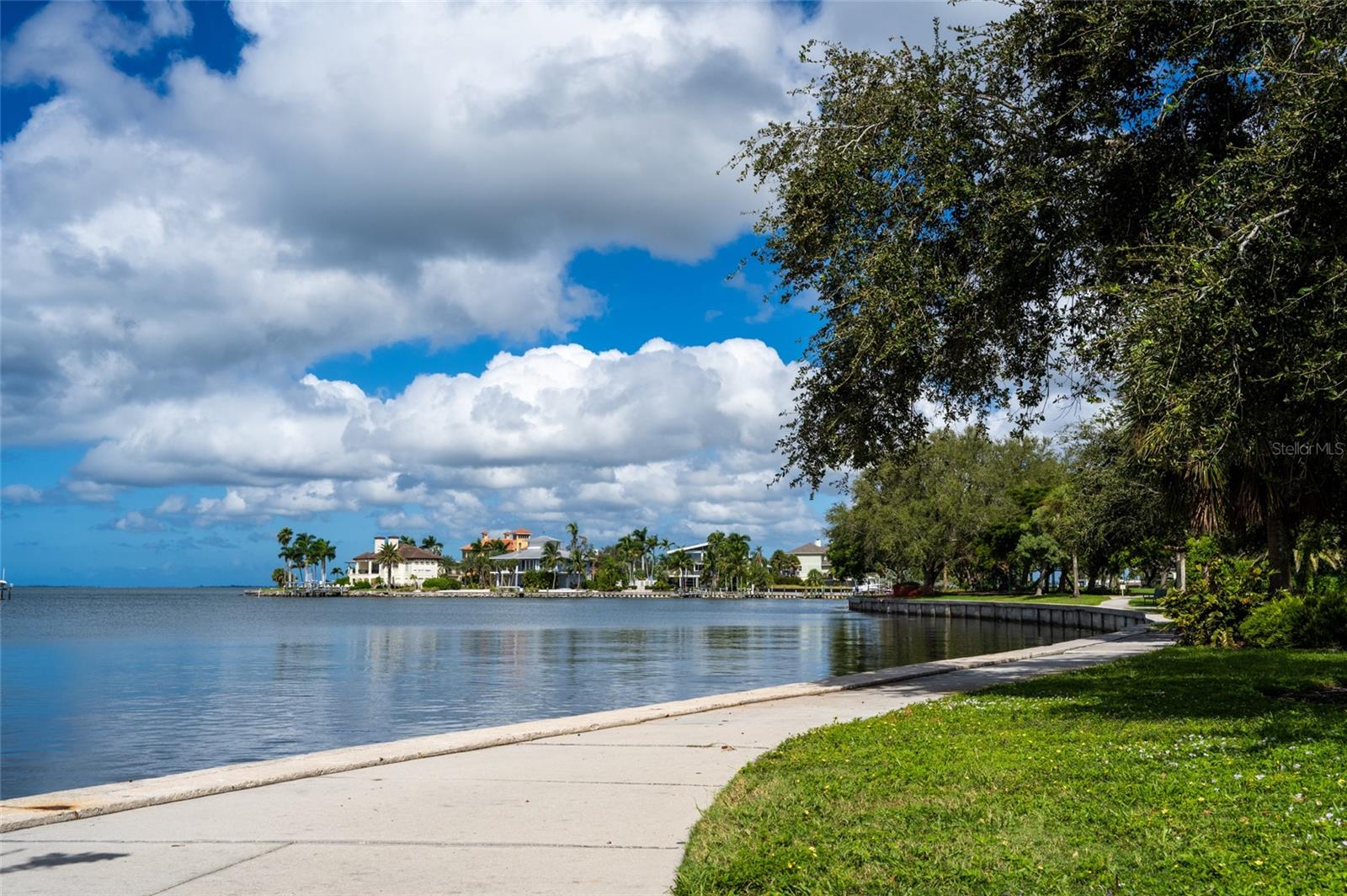 INDIAN BEACH - Residential