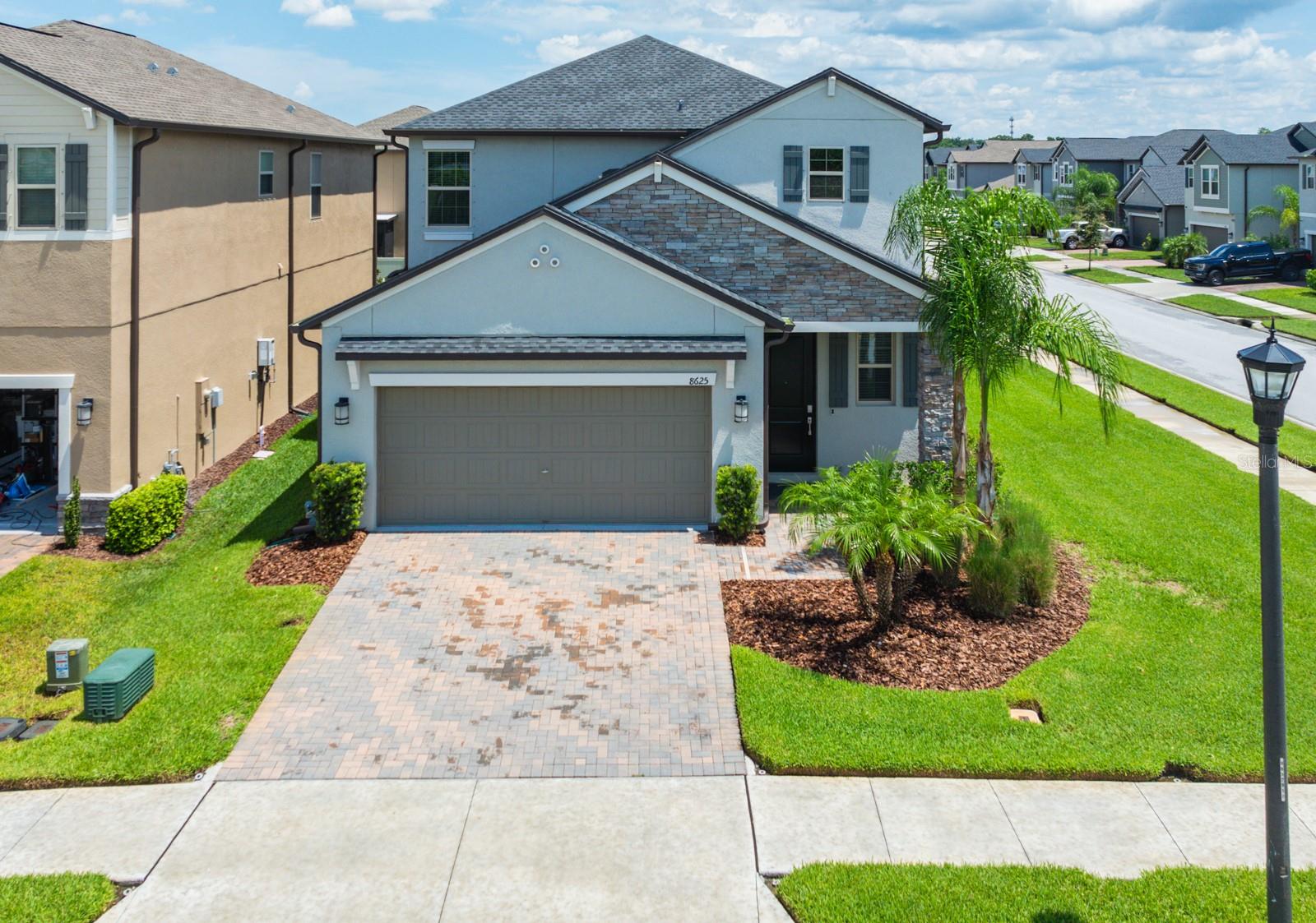 BRYANT SQUARE - Residential