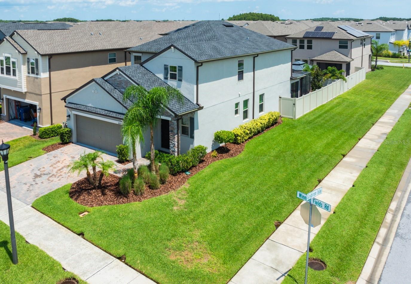 BRYANT SQUARE - Residential