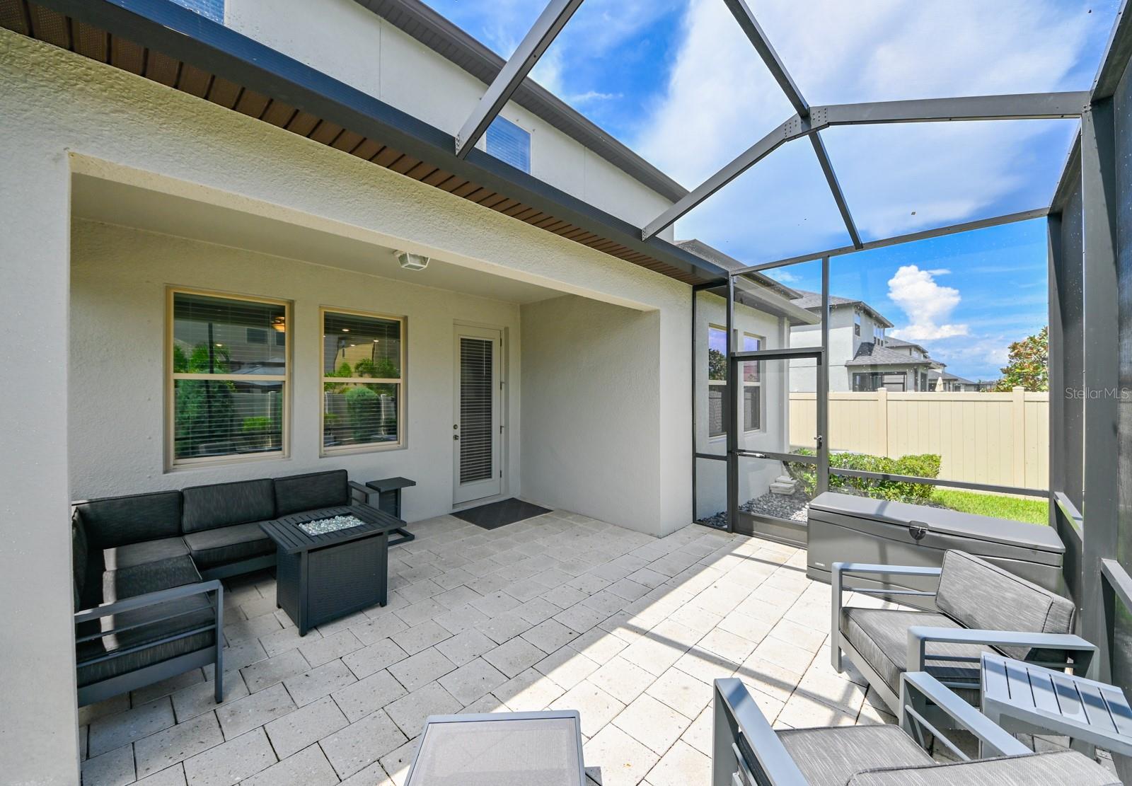 BRYANT SQUARE - Residential