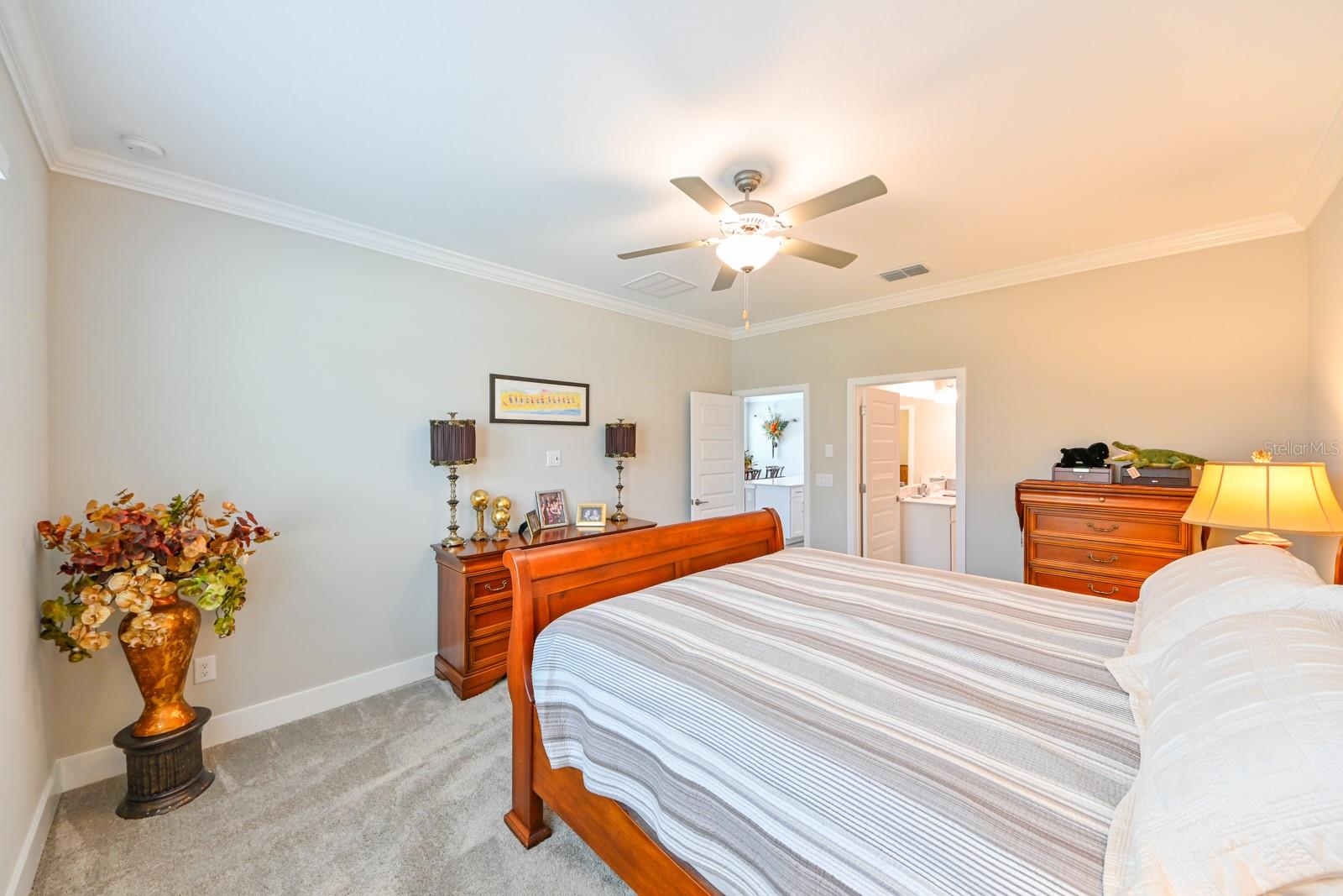 BRYANT SQUARE - Residential
