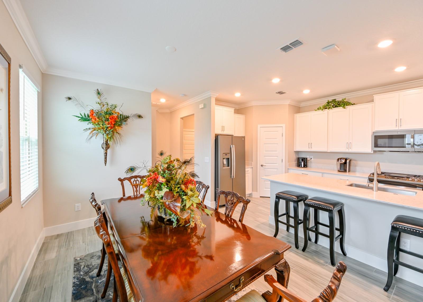BRYANT SQUARE - Residential