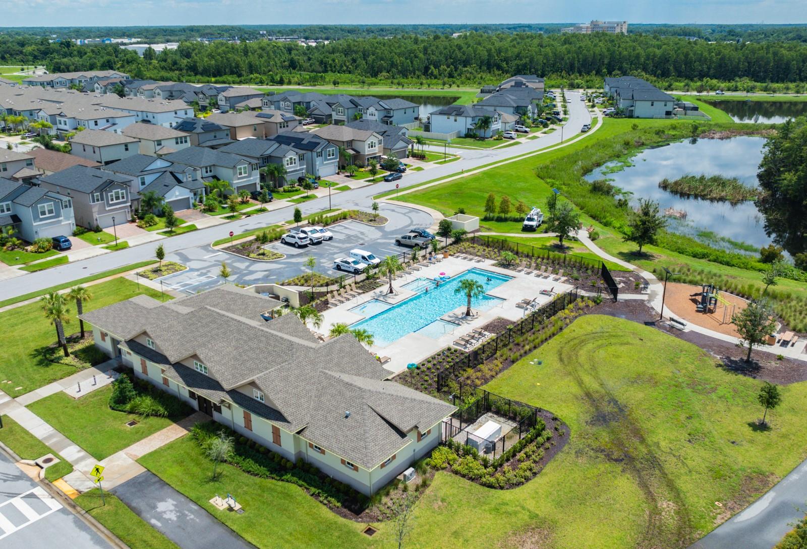 BRYANT SQUARE - Residential