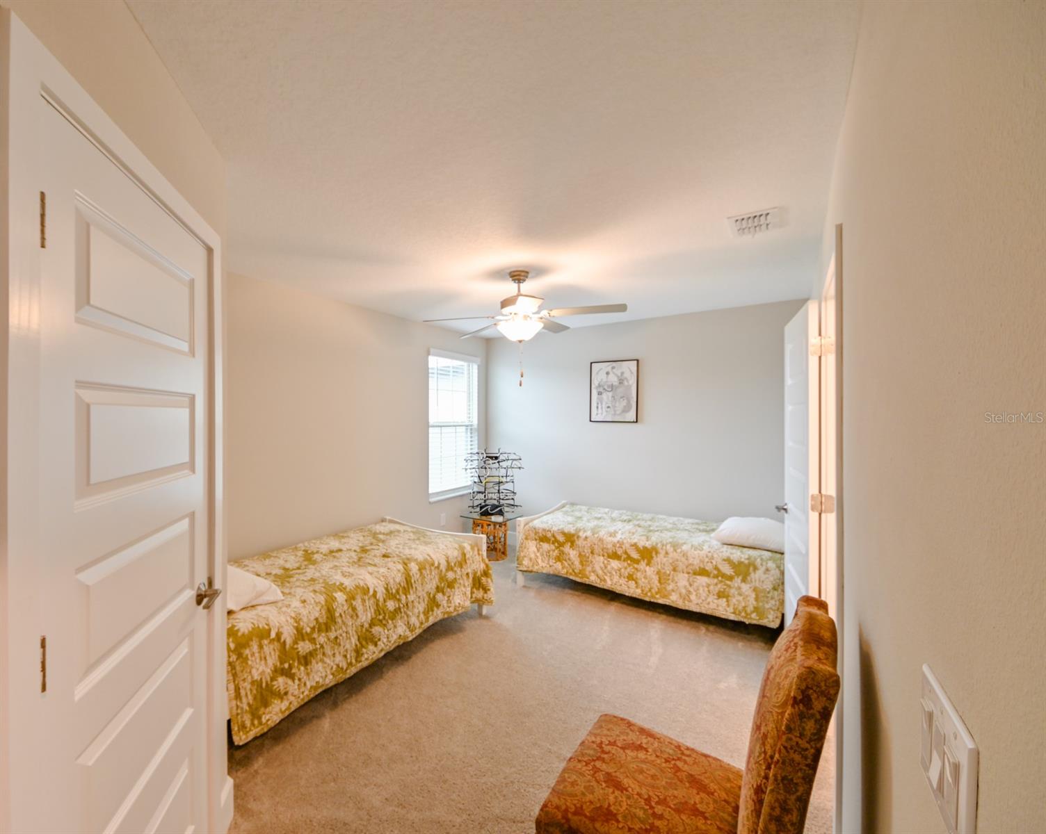 BRYANT SQUARE - Residential