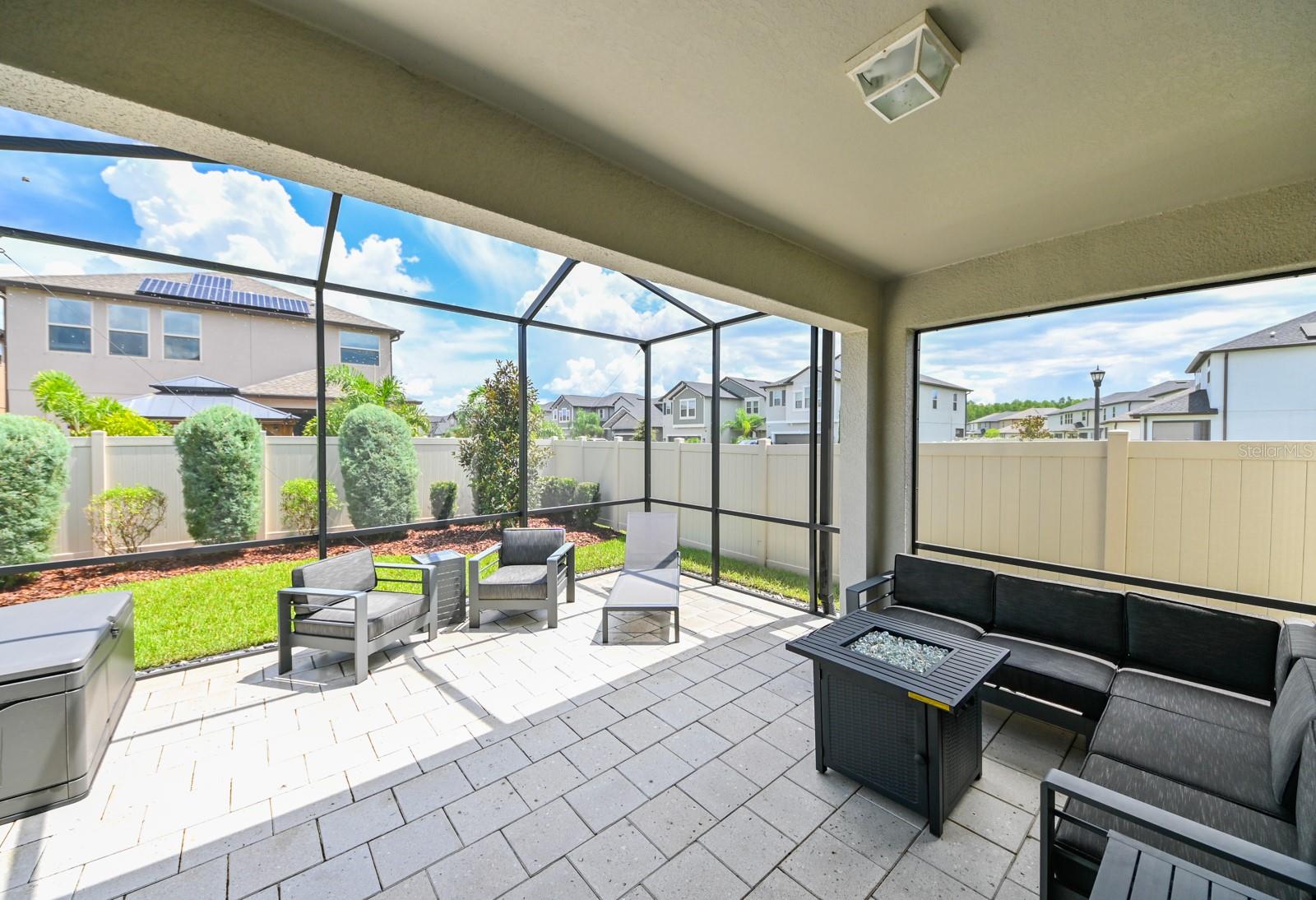 BRYANT SQUARE - Residential
