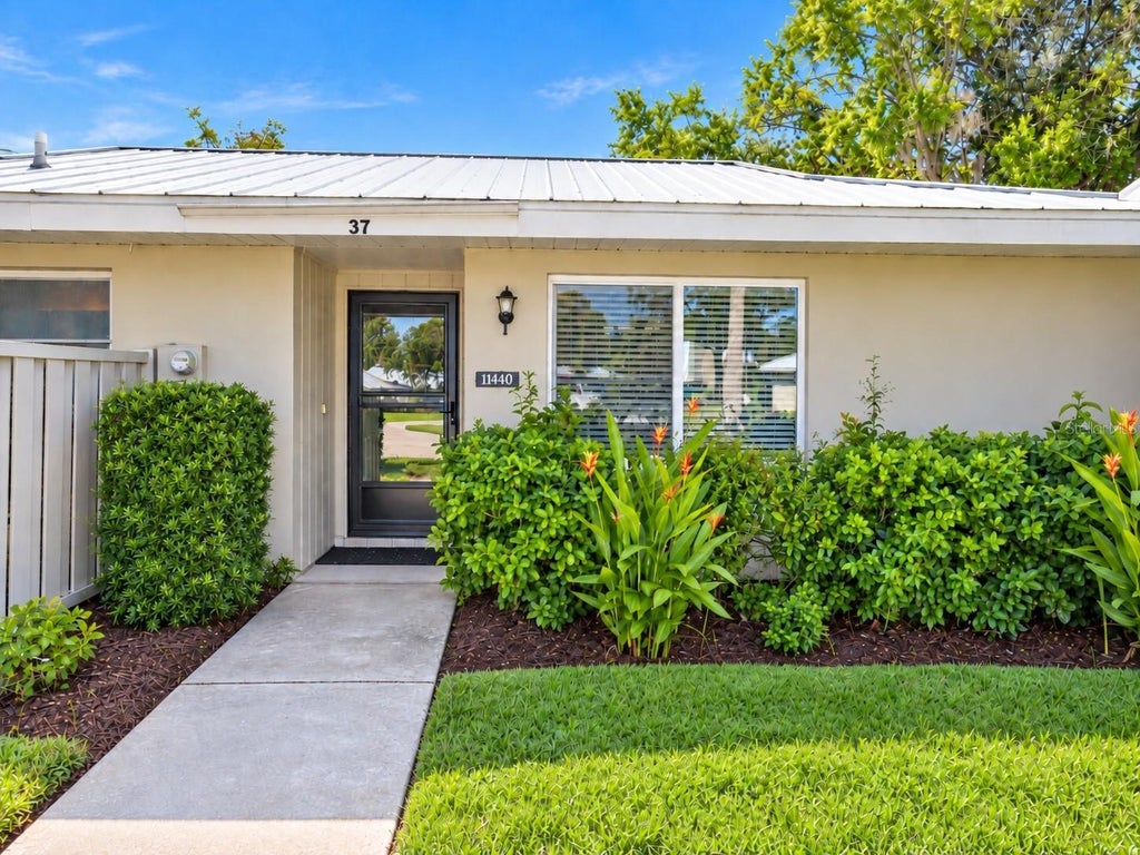Photo of 11440 W Bayshore Drive #37, Crystal River, FL 34429 (MLS # L4965006)