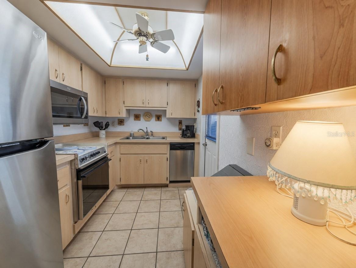 2225 ORANGE BLOSSOM LANE