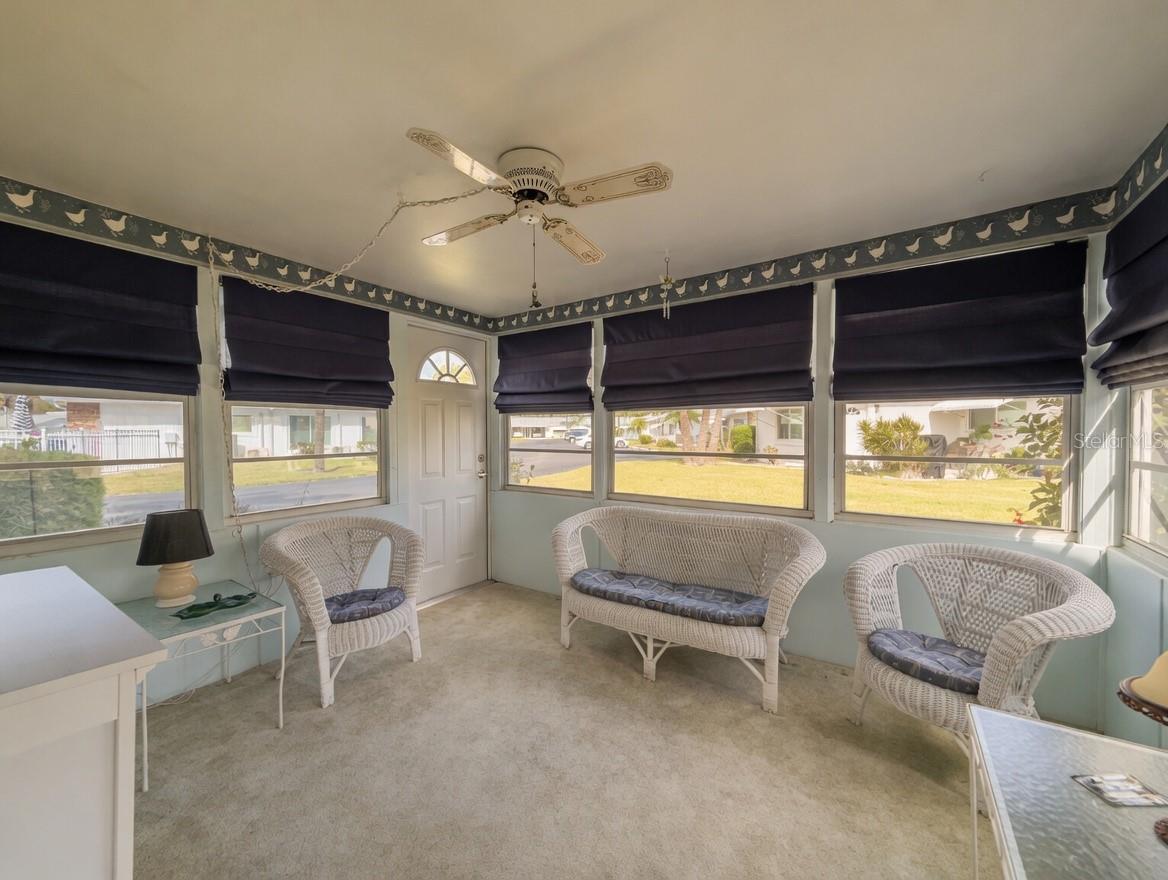 PARKWAY VILLAS - Residential