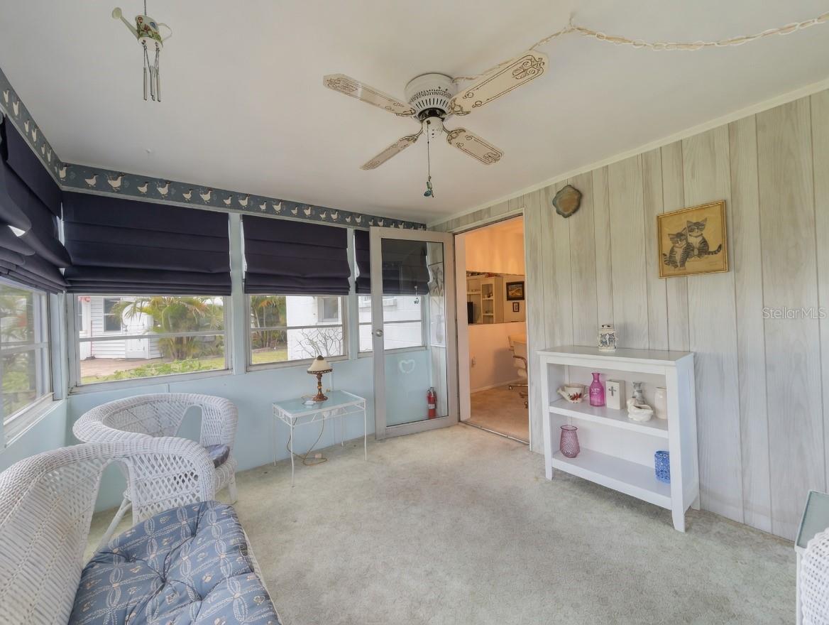 PARKWAY VILLAS - Residential