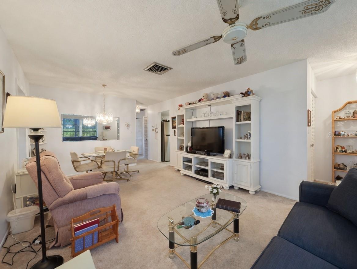 PARKWAY VILLAS - Residential