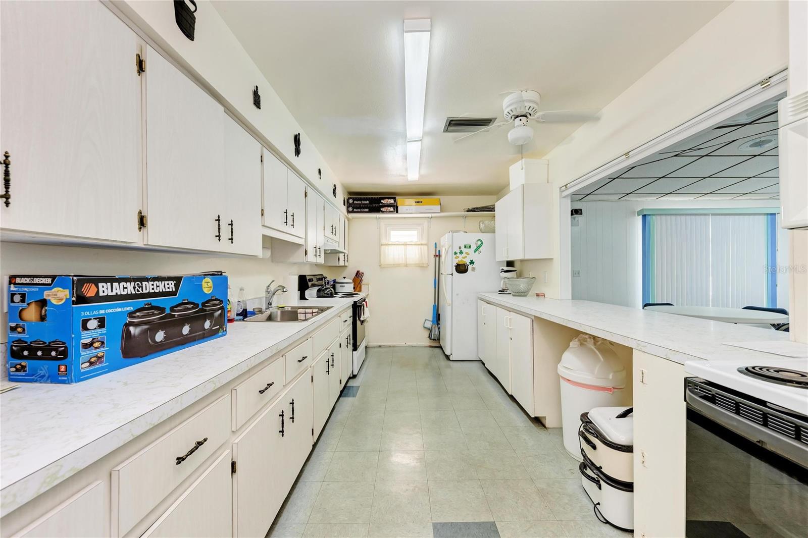 PARKWAY VILLAS - Residential