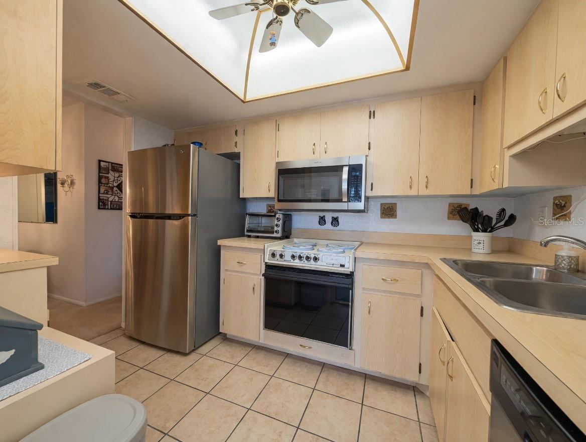 2225 ORANGE BLOSSOM LANE