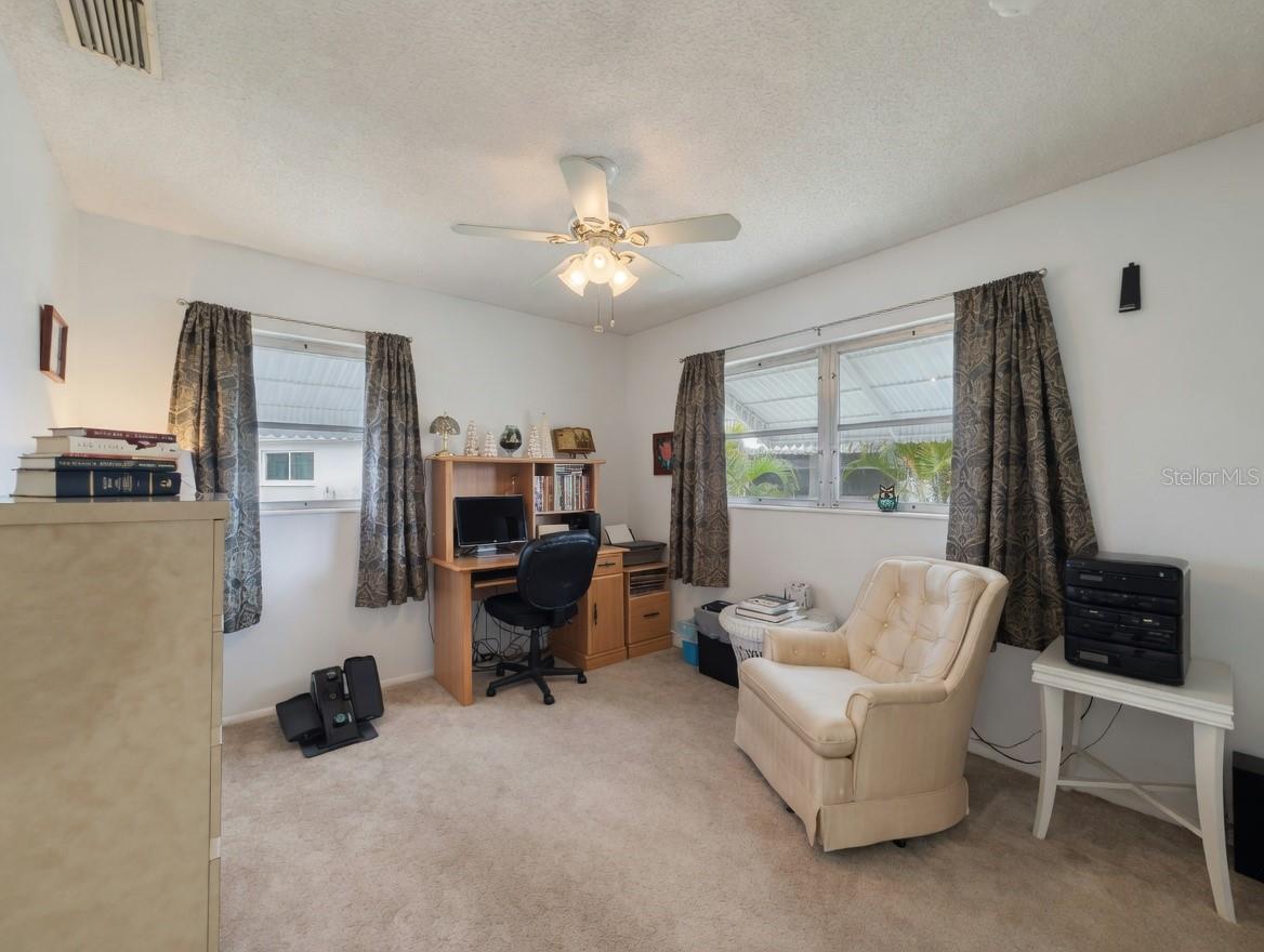 PARKWAY VILLAS - Residential