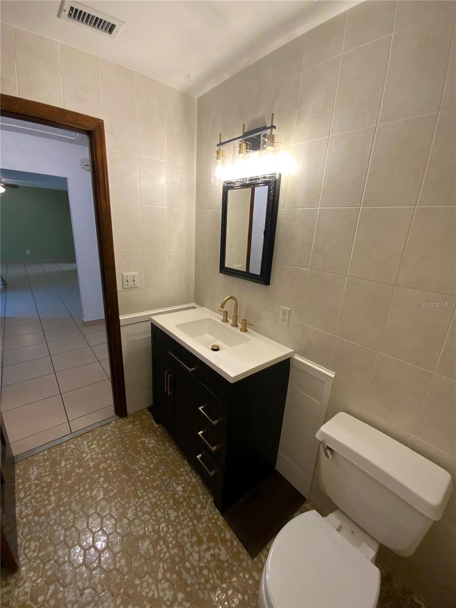 DELTONA LAKES UNIT 29 & 37 REP - Residential Lease