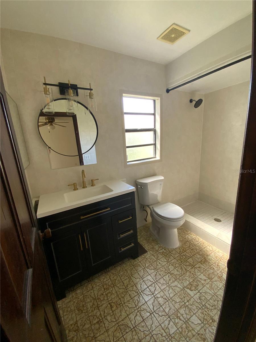 DELTONA LAKES UNIT 29 & 37 REP - Residential Lease