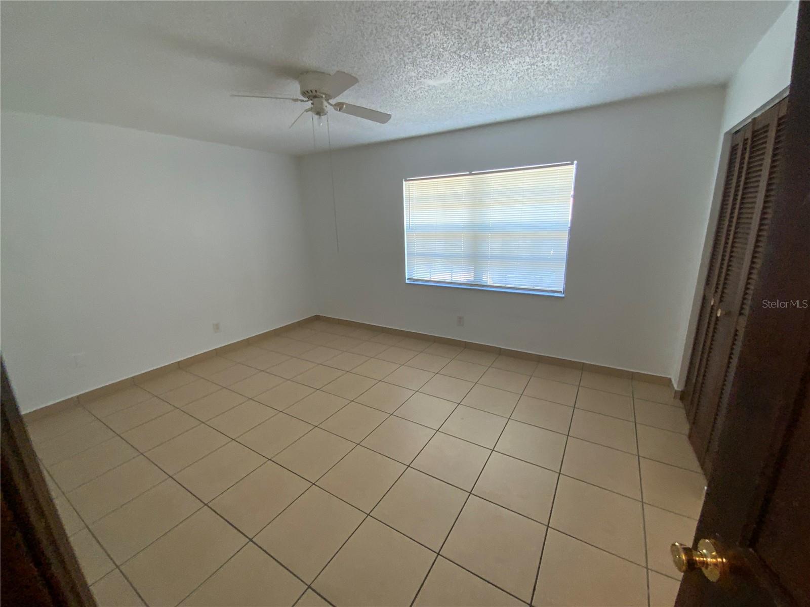 DELTONA LAKES UNIT 29 & 37 REP - Residential Lease