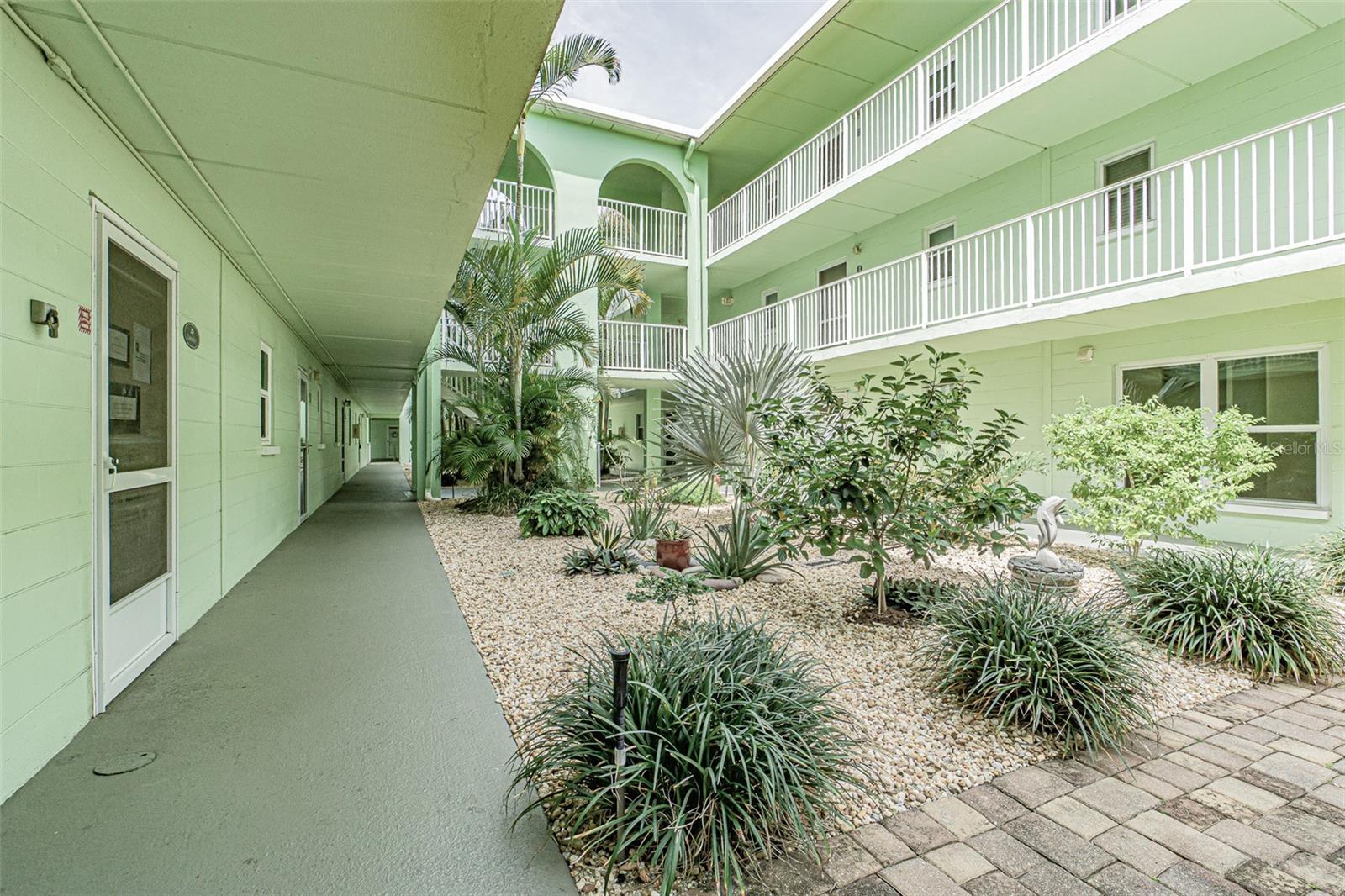 DOLPHIN POINTE OF DUNEDIN - Residential