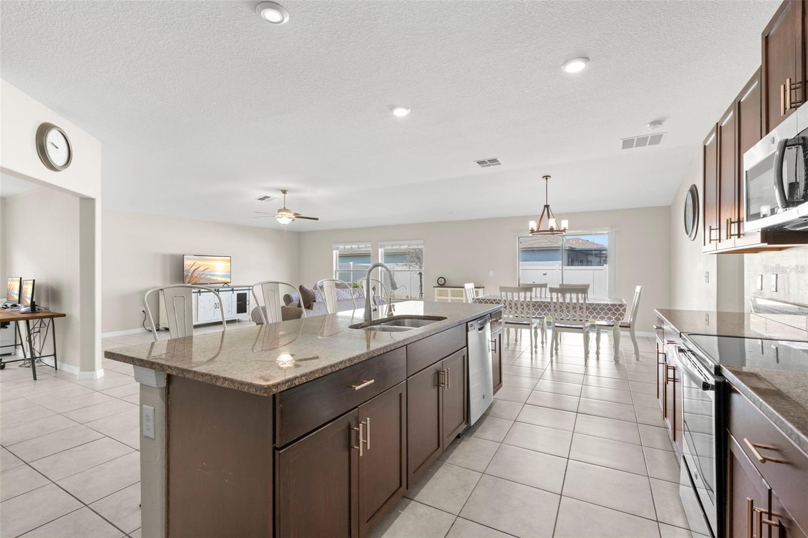 SOUTH FORK TRACT V PHASE 1 - Residential