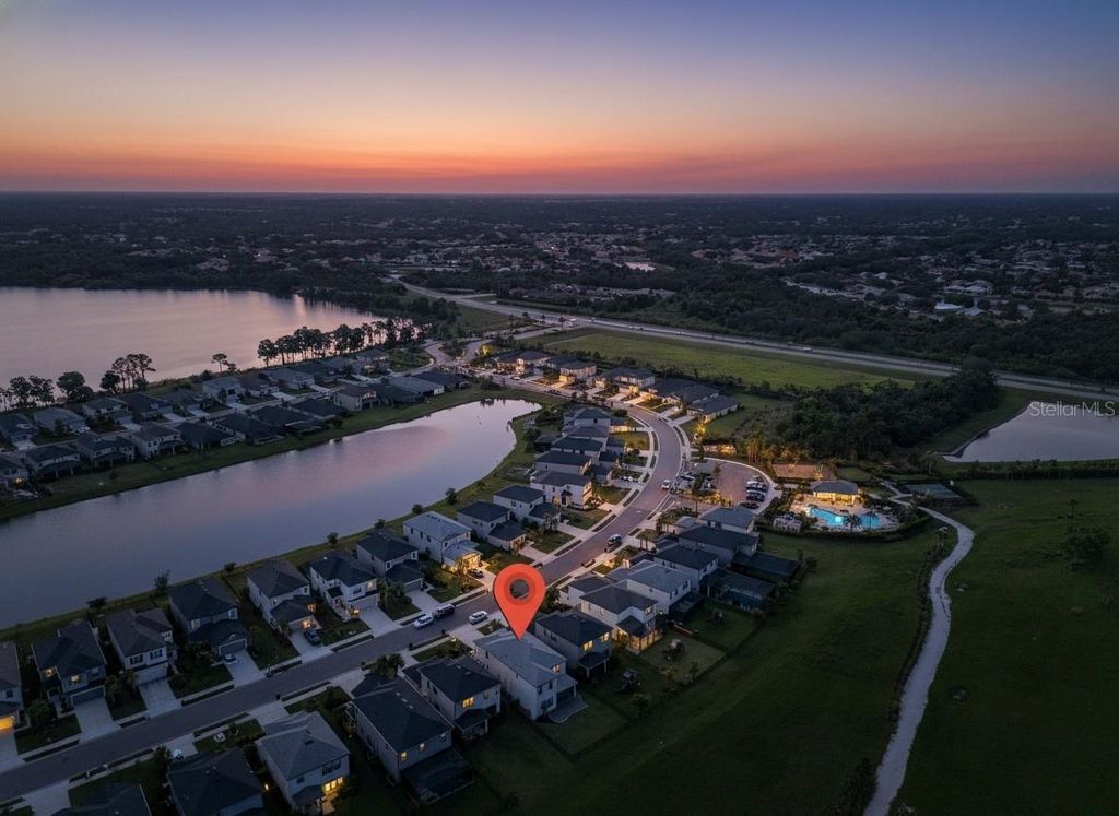 Photo of 5540 Summit Glen, Bradenton, FL 34203 (MLS # A4655769)